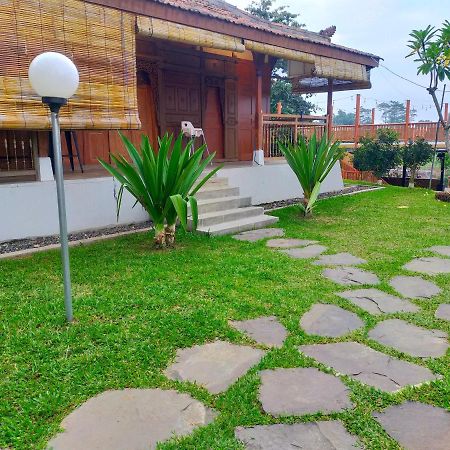 Joglo Kumpul Resort Cangkiran 外观 照片