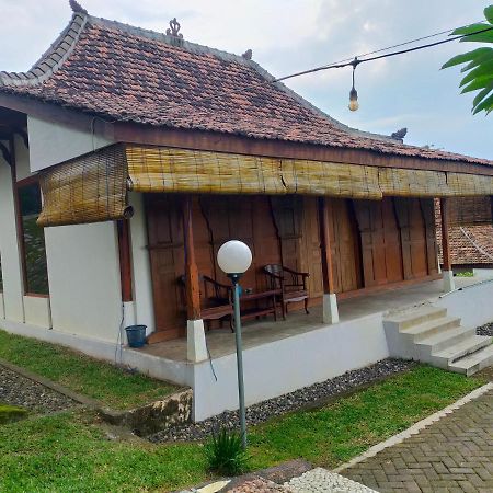 Joglo Kumpul Resort Cangkiran 外观 照片
